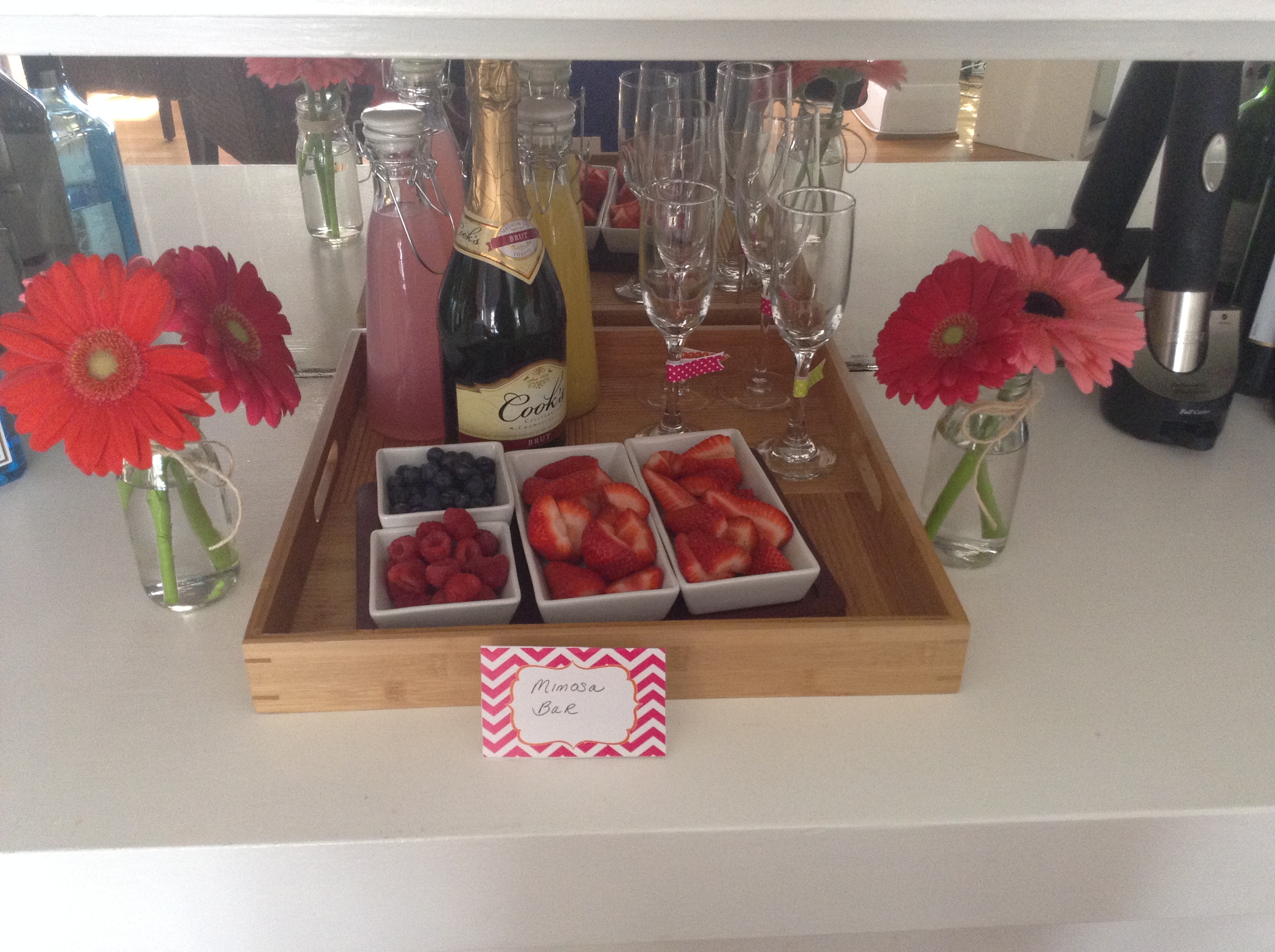 My mom loves a good mimosa at brunch, so I brought the mimosa bar to her.
